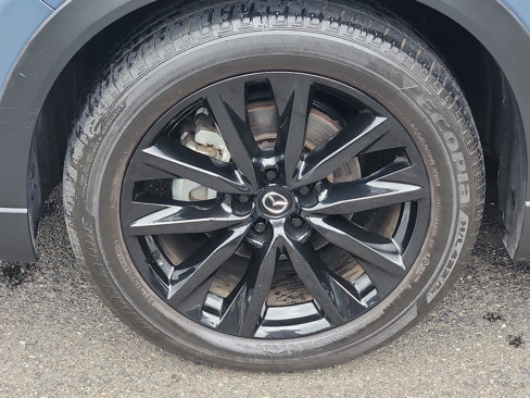 Used 2023 MAZDA CX-9 Carbon Edition image 9