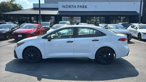 Used 2022 Toyota Corolla SE image 5