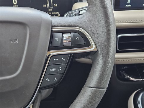 Certified 2022 Lincoln Nautilus FWD w/ Premium Package image 28