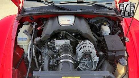 Used 2004 Chevrolet SSR w/ Preferred Equipment Group image 10