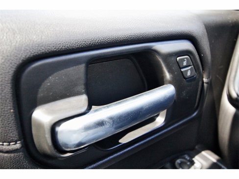 Used 2020 Chevrolet Silverado 1500 LT w/ Texas Edition image 20