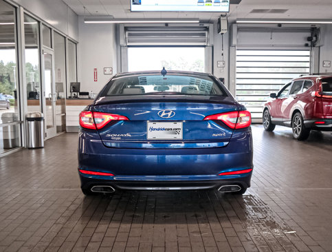 Used 2016 Hyundai Sonata Sport w/ Option Group 1V image 10