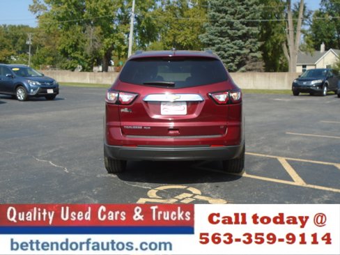 Used 2017 Chevrolet Traverse LT w/ Traveler's Package image 7