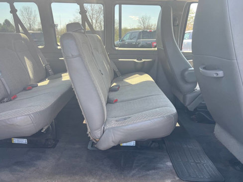 Used 2010 Chevrolet Express 3500 LT w/ LT Preferred Equipment Group image 7