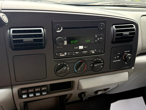 Used 2005 Ford F350 XL image 20