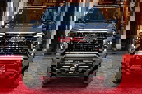 Used 2024 GMC Canyon AT4 w/ Canyon Safety Plus Package image 3
