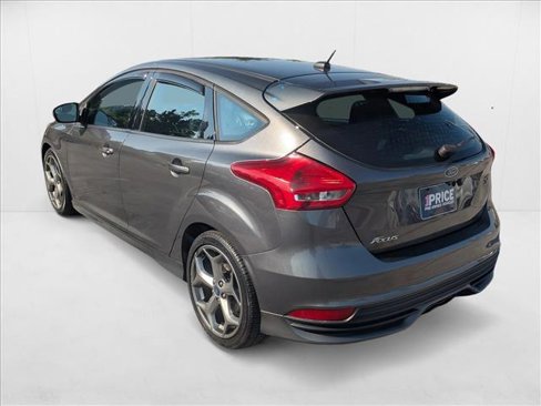 Used 2018 Ford Focus ST image 7