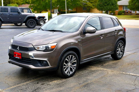 Used 2016 Mitsubishi Outlander Sport ES image 3