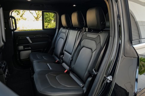 Used 2024 Land Rover Defender 130 Outbound image 66