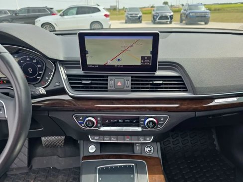 Used 2018 Audi Q5 2.0T Premium Plus image 18