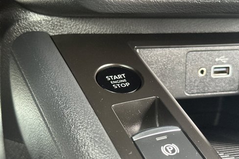 Used 2025 Nissan Kicks S w/ Charging Package image 24