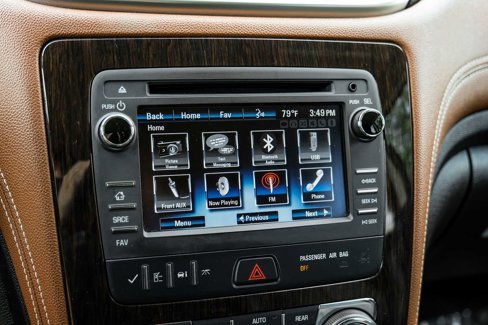 Used 2017 Chevrolet Traverse LT image 26