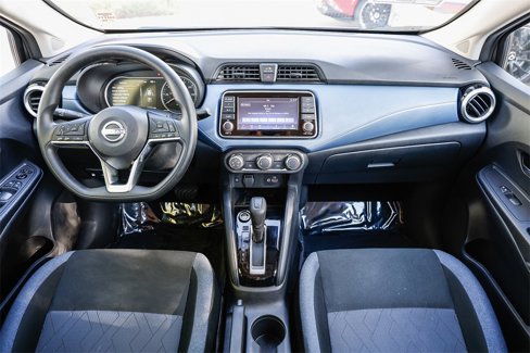 Used 2025 Nissan Versa SV image 10