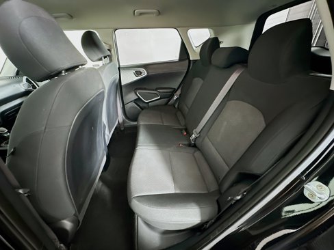 Used 2020 Kia Soul LX image 25