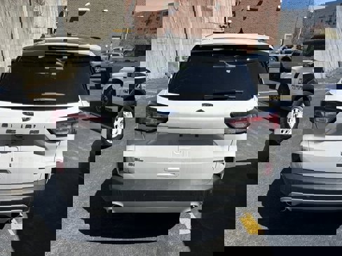 Used 2022 Ford Escape SEL w/ Technology Package image 6