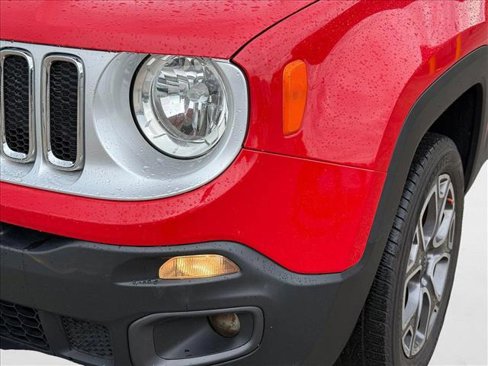 Used 2015 Jeep Renegade Limited image 10