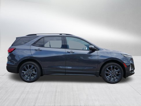 Used 2022 Chevrolet Equinox RS w/ RS Leather Package image 8