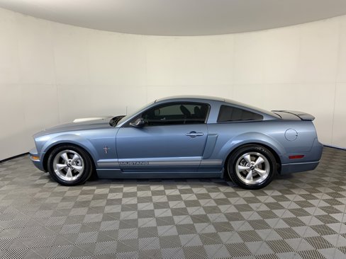 Used 2007 Ford Mustang Premium image 6