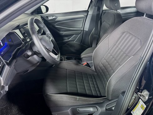 Certified 2024 Volkswagen Jetta Sport image 12