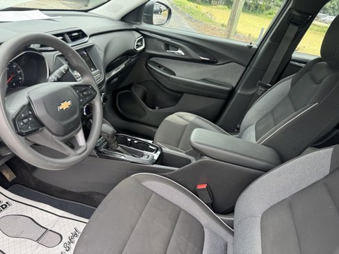 Used 2023 Chevrolet TrailBlazer LS image 13