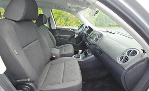 Used 2017 Volkswagen Tiguan Limited image 15