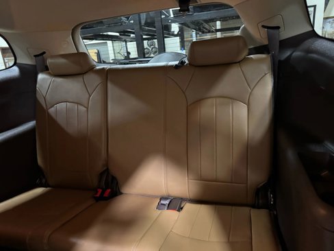 Used 2014 Buick Enclave Leather image 36