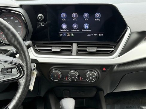 Used 2024 Chevrolet Trax RS w/ Driver Confidence Package image 20