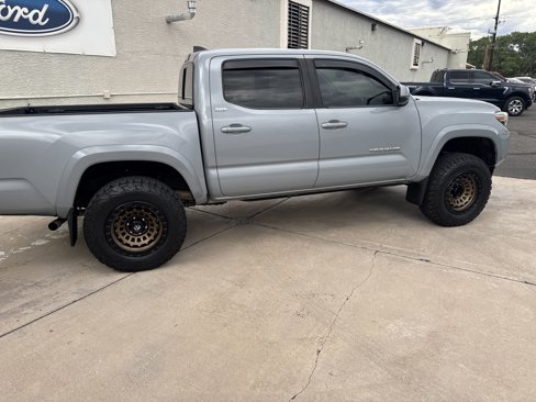Used 2019 Toyota Tacoma SR5 image 8