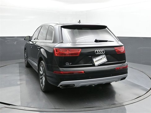 Used 2019 Audi Q7 3.0T Premium w/ Convenience Package image 8