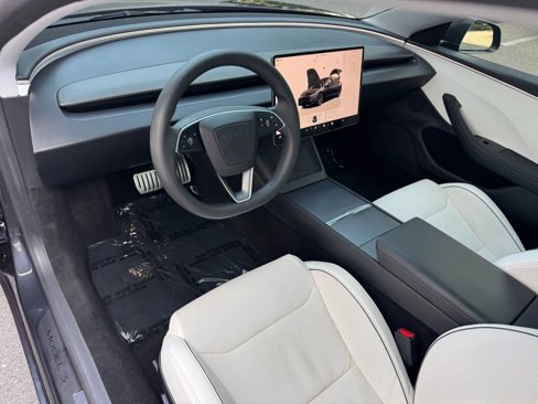 Used 2024 Tesla Model 3 Performance image 30