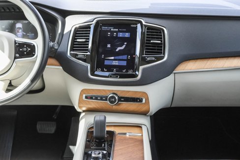 Used 2022 Volvo XC90 T8 Inscription Expression w/ Advanced Package image 15