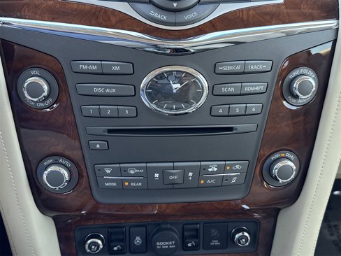 Used 2017 INFINITI QX80 2WD w/ Deluxe Technology Package image 25