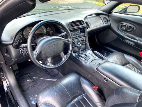 Used 1997 Chevrolet Corvette Coupe image 9