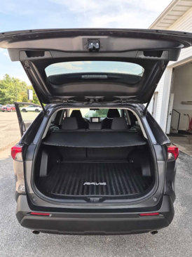 Used 2020 Toyota RAV4 LE image 14