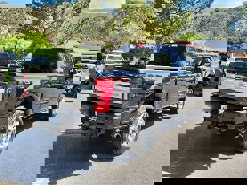 Certified 2022 Ford F350 Platinum image 3