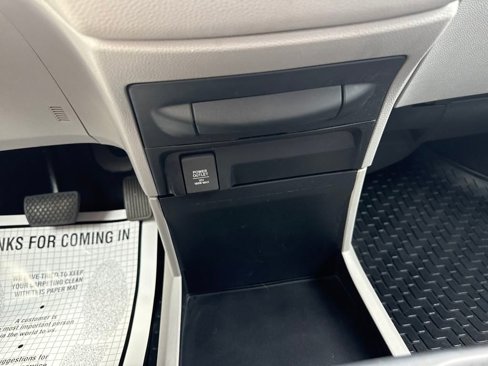 Used 2019 Honda Odyssey LX image 17