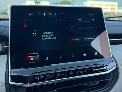 New 2025 Jeep Compass Limited image 19