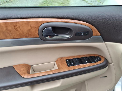 Used 2012 Buick Enclave Leather image 14