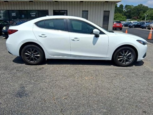 Used 2015 MAZDA MAZDA3 i Touring w/ Technology Package image 10