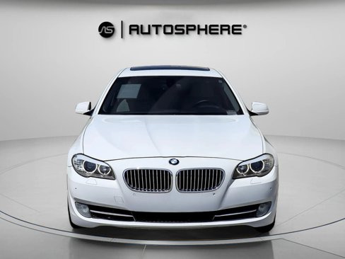 Used 2011 BMW 535i Sedan image 2