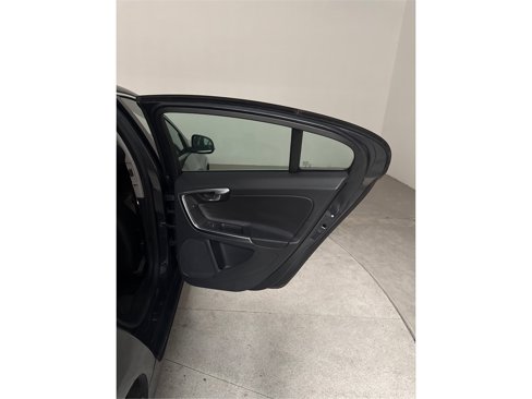 Used 2015 Volvo S60 T5 Premier image 17