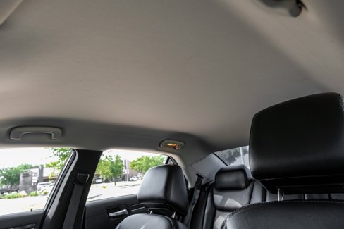 Used 2015 Chrysler 300 Limited w/ Driver Convenience Group image 27