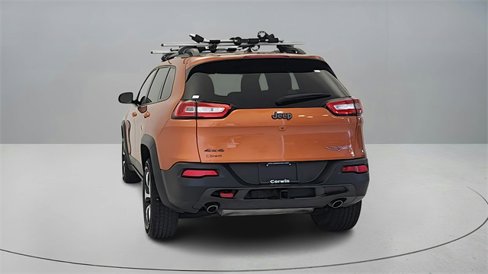 Used 2015 Jeep Cherokee Trailhawk w/ Comfort/Convenience Group image 6