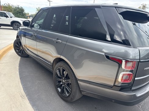 Used 2018 Land Rover Range Rover HSE image 4