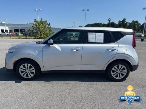 Used 2021 Kia Soul LX image 2