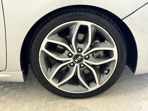 Used 2016 Kia Forte Koup SX w/ SX Premium Package image 7