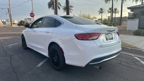 Used 2015 Chrysler 200 Limited w/ Convenience Group image 33