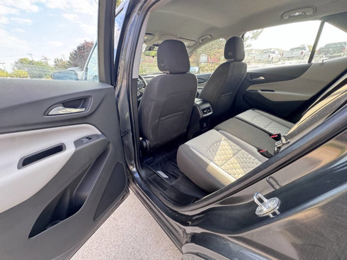 Used 2019 Chevrolet Equinox LS w/ LPO, Floor Liner Package image 16