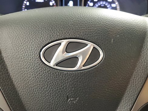 Used 2017 Hyundai Santa Fe Sport image 21