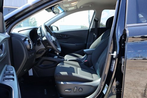 Used 2023 Hyundai Kona SEL w/ Cargo Package image 7